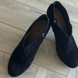 Clarks Ebony Suede Zip Boots